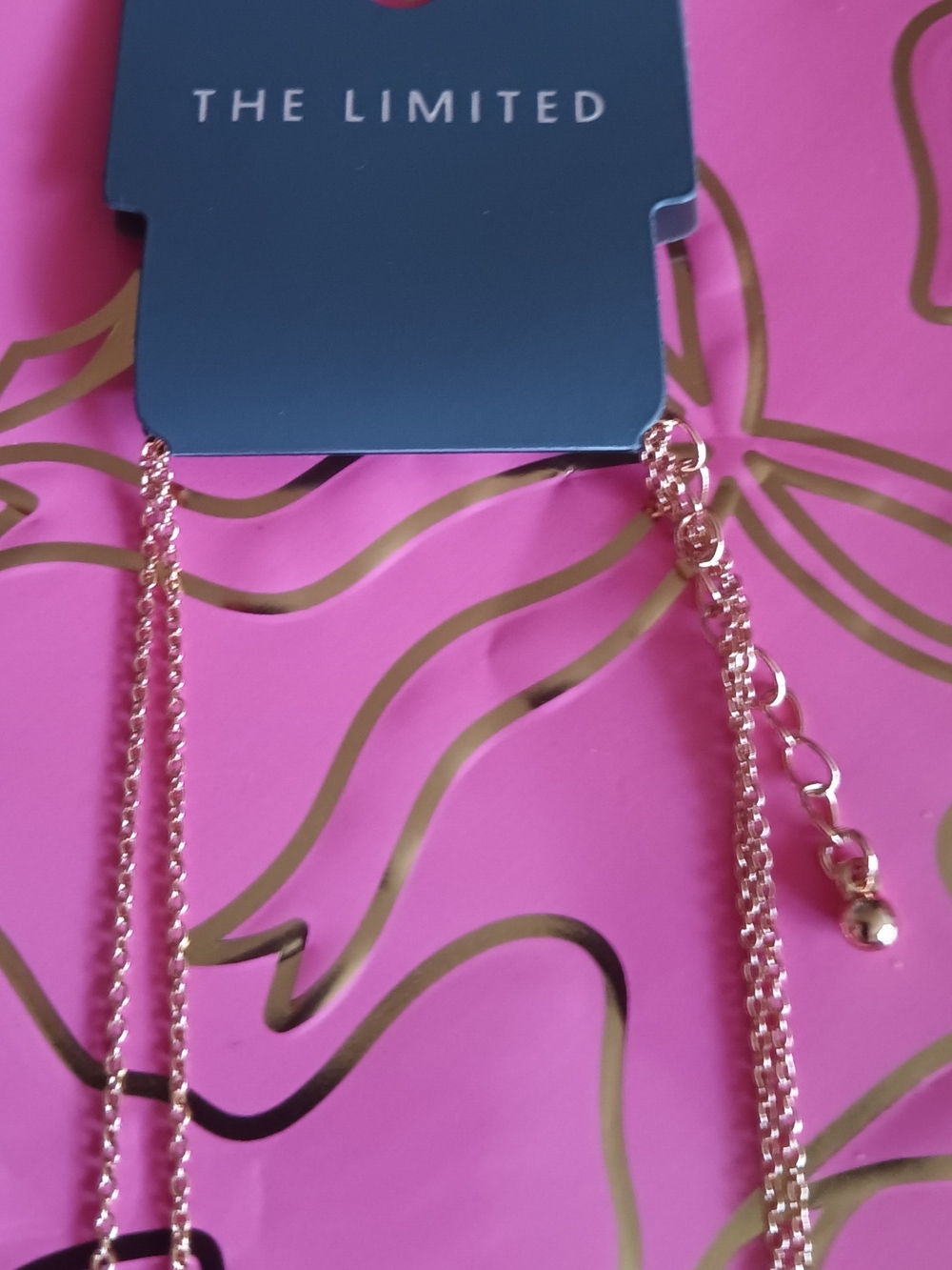THE LIMITED ROSE GOLD NECKLACE
